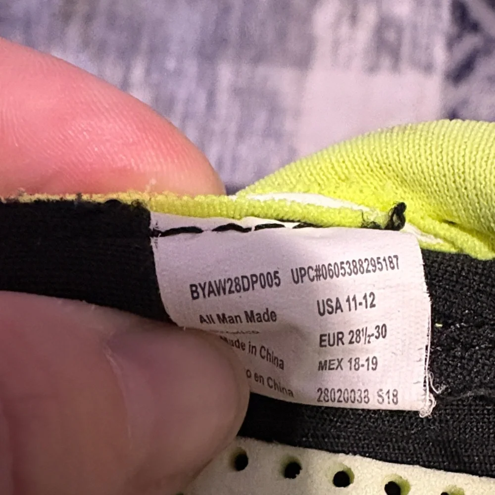 🦋Kids' Lime and Gray Water Shoes